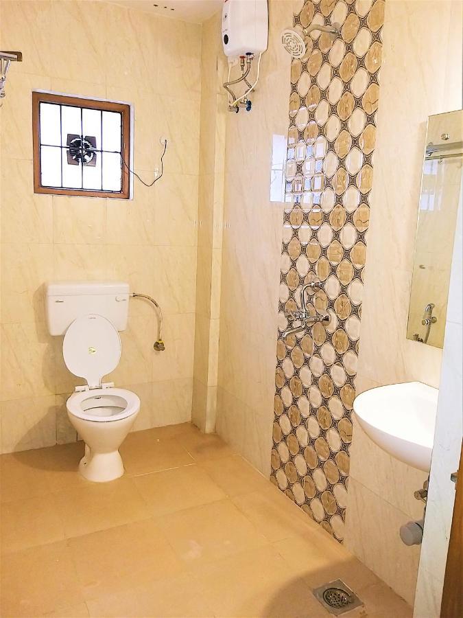 Hotel Casa Joseph Candolim Esterno foto